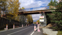 silnice lávka FhsAqSIXgAEFS6P